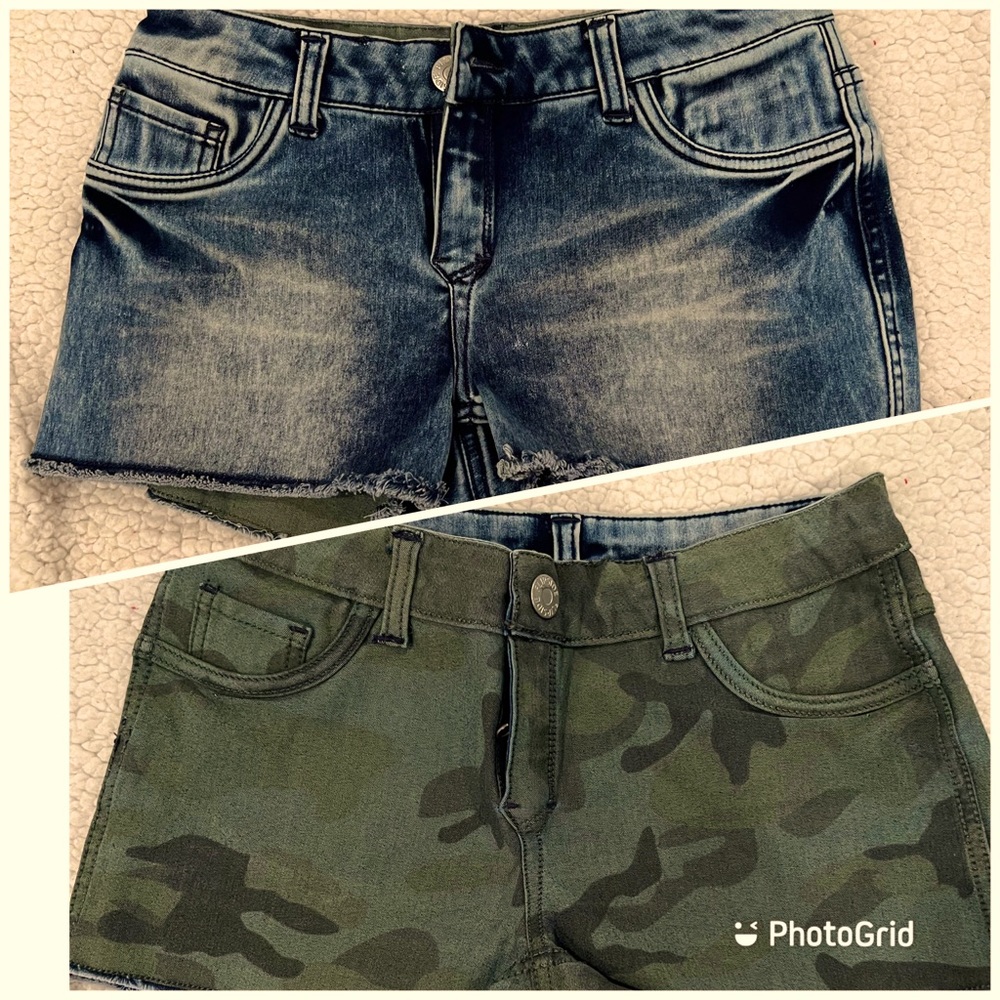 Womens Reversible Shorts Flip Side Distressed Blue Denim And Green Camo Size 5